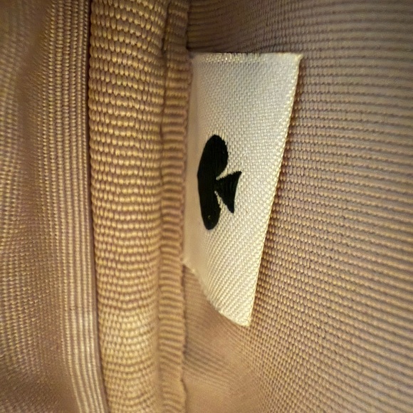 Kate Spade Signature Flower Mini Crossbody Soft Pink. NWOT. - Picture 4 of 7